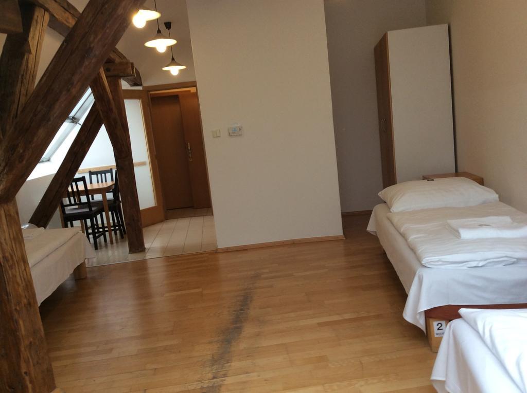 Travellers Hostel Praha Rom bilde