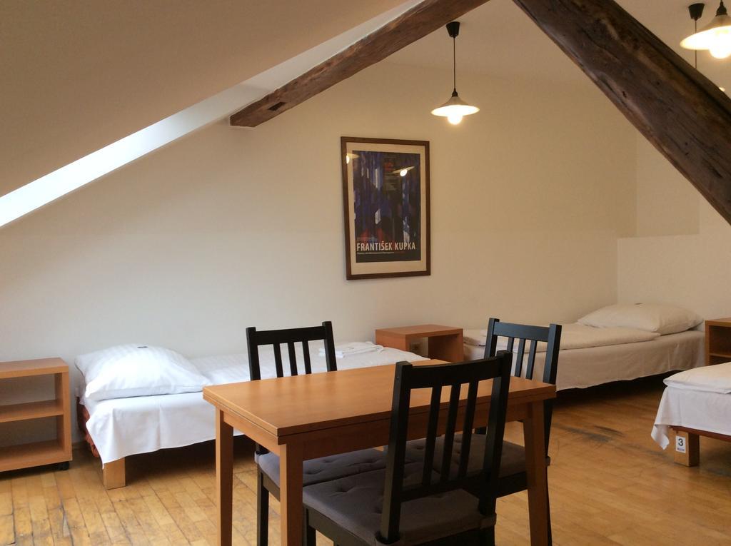 Travellers Hostel Praha Rom bilde